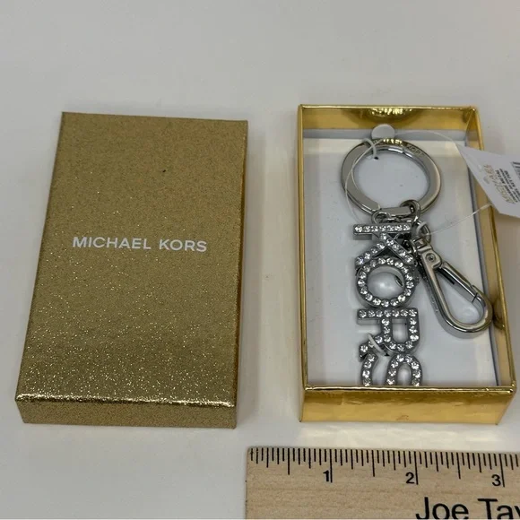 Michael Kors Jewel Key Fob NEW IN BOX -Silver tone - Picture 2 of 4